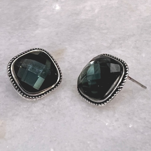 NAPIER Dangle and Stud Earring Bundle - Picture 13 of 15